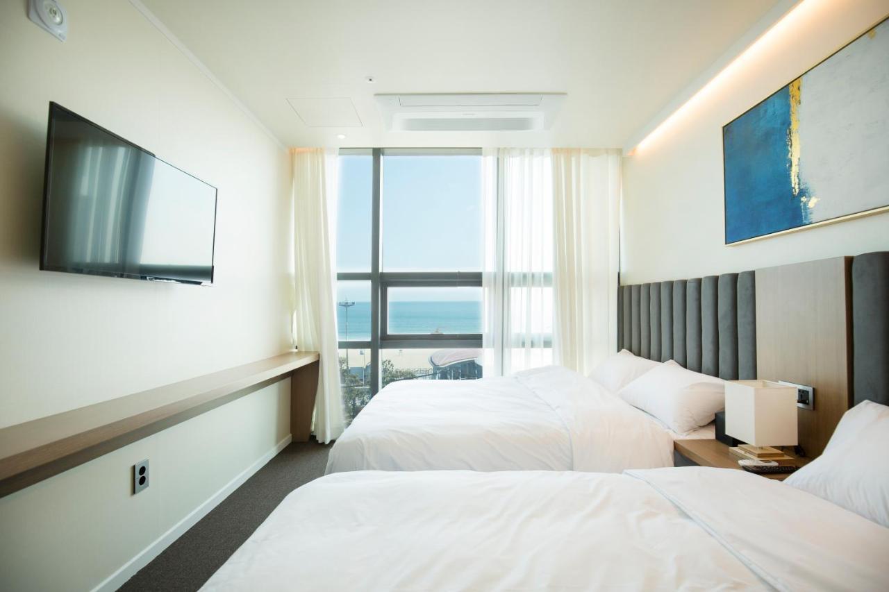 Uh Suite The Haeundae Busan Eksteriør billede
