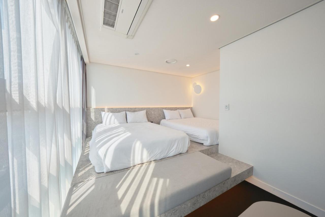 Uh Suite The Haeundae Busan Eksteriør billede