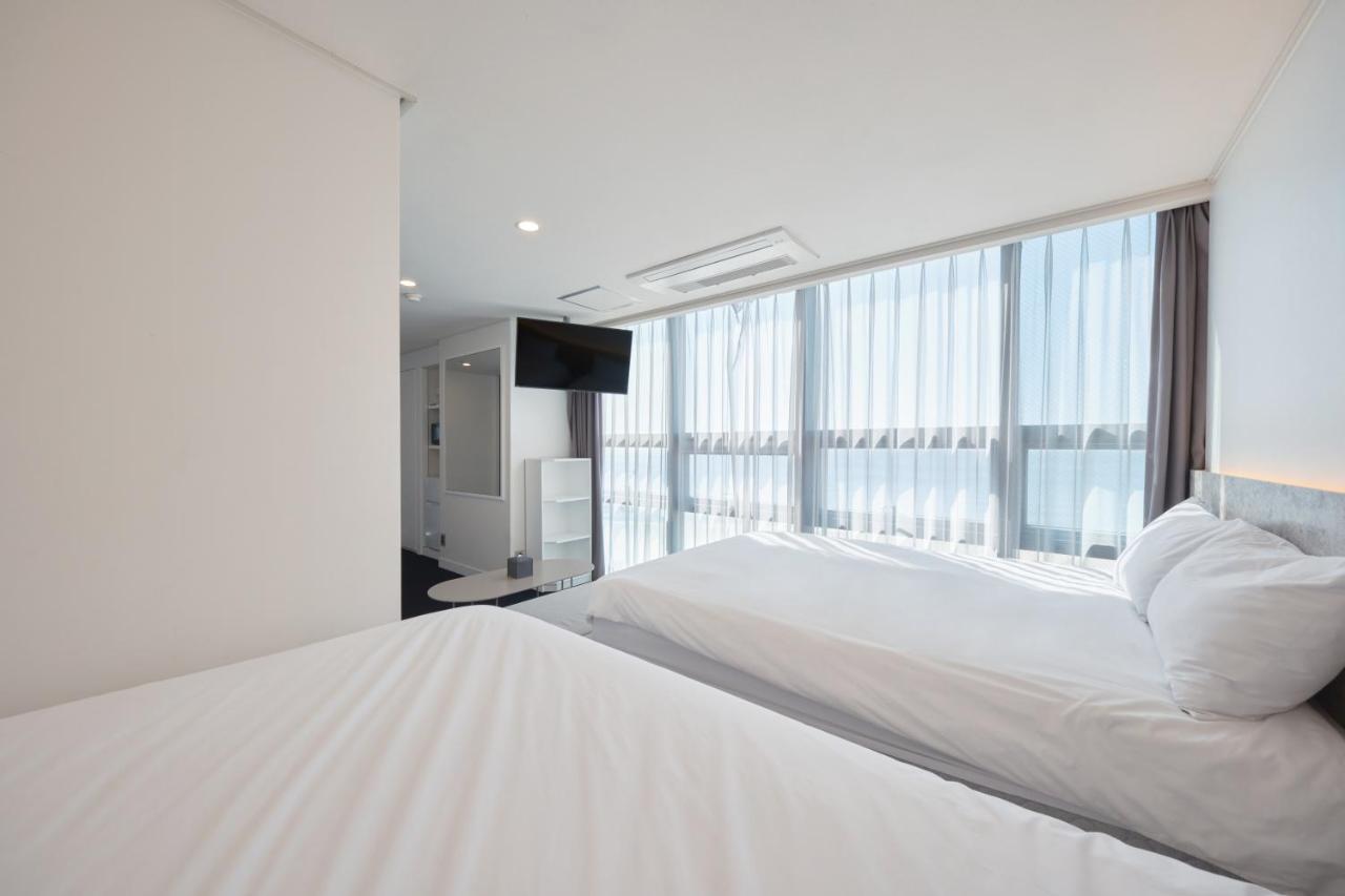 Uh Suite The Haeundae Busan Eksteriør billede