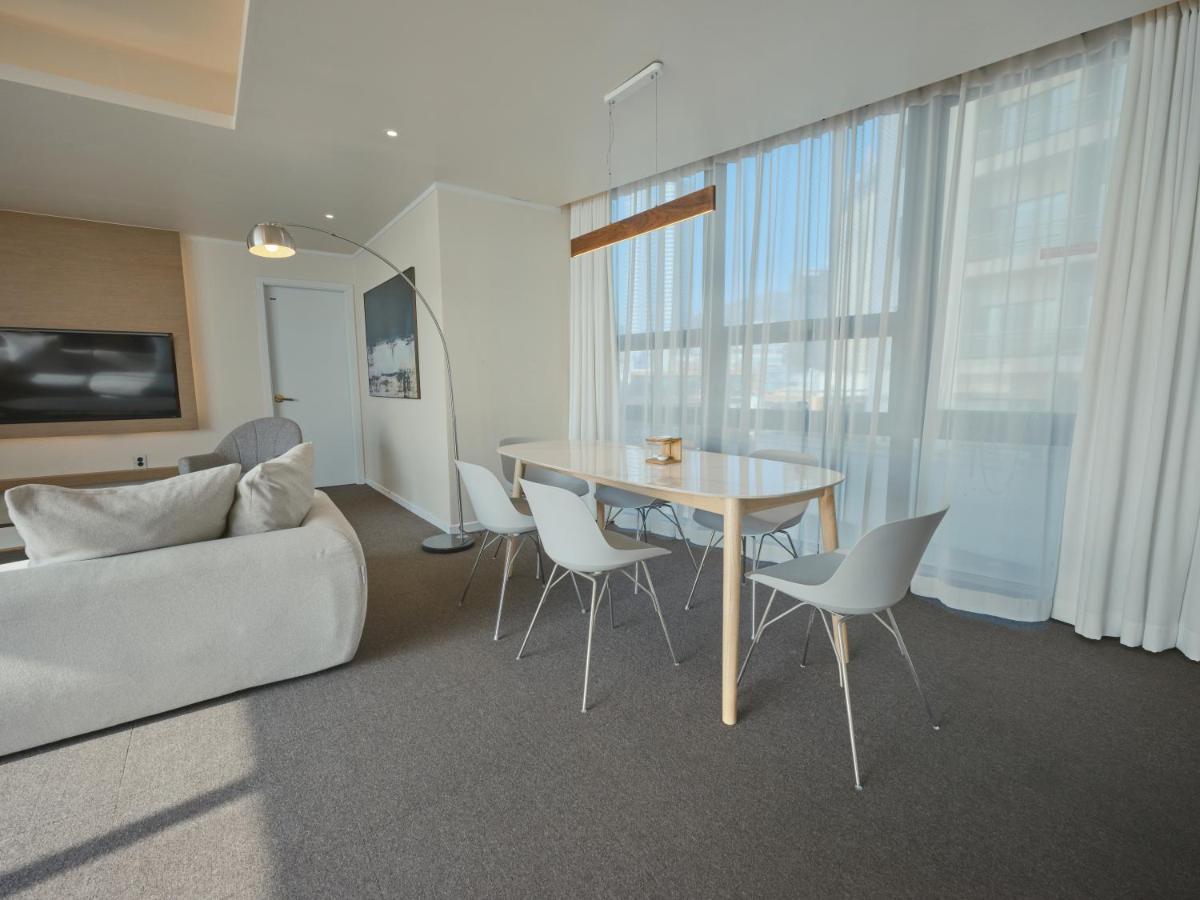 Uh Suite The Haeundae Busan Eksteriør billede