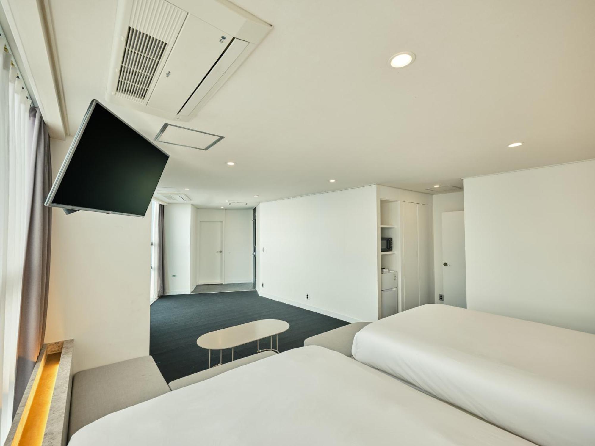 Uh Suite The Haeundae Busan Eksteriør billede