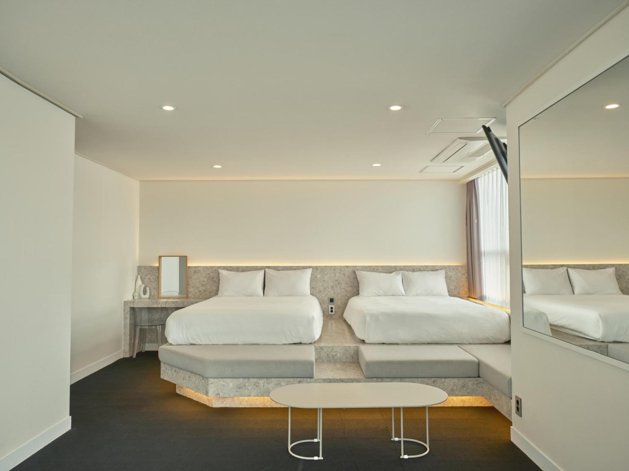 Uh Suite The Haeundae Busan Eksteriør billede