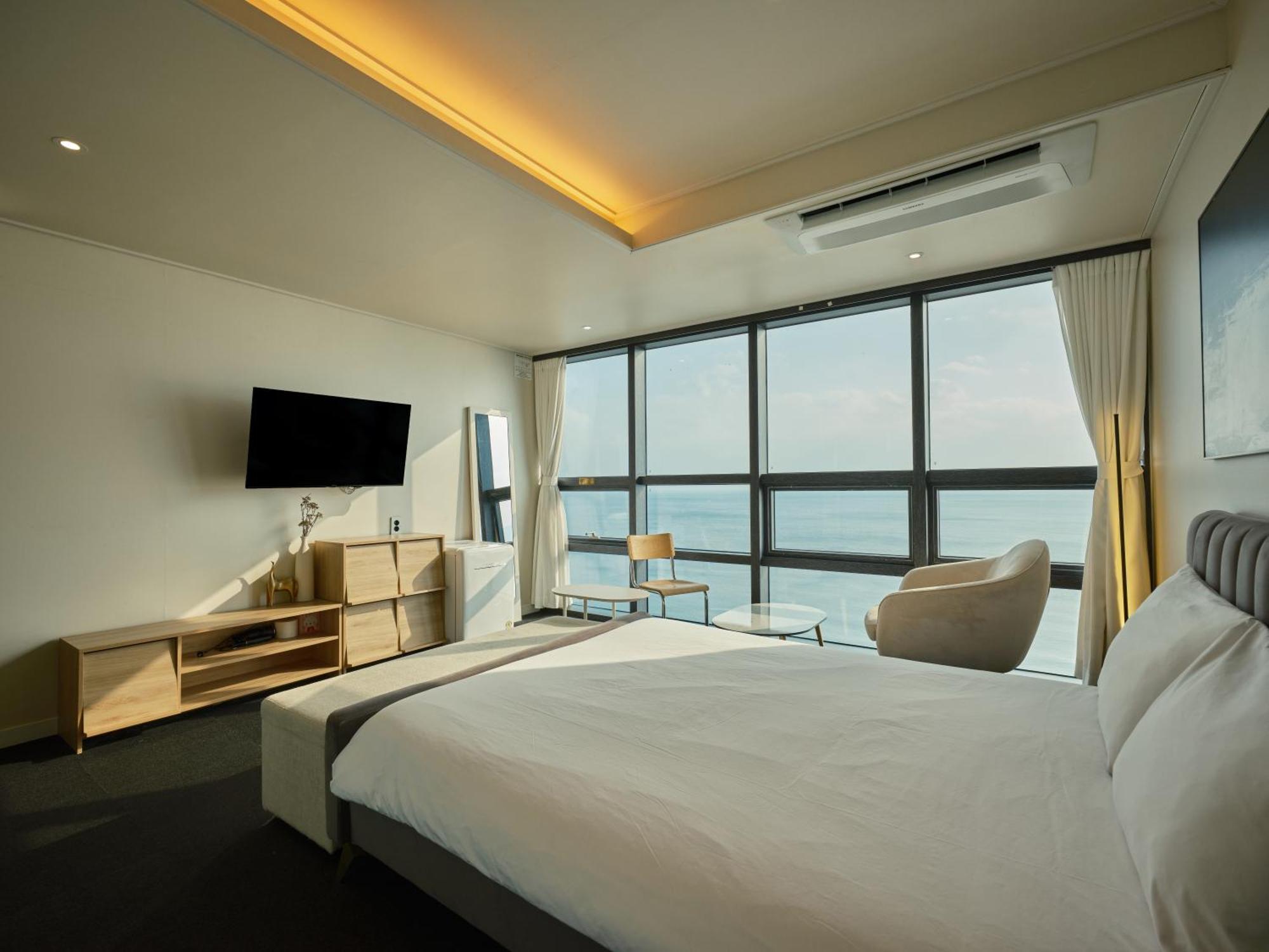 Uh Suite The Haeundae Busan Eksteriør billede